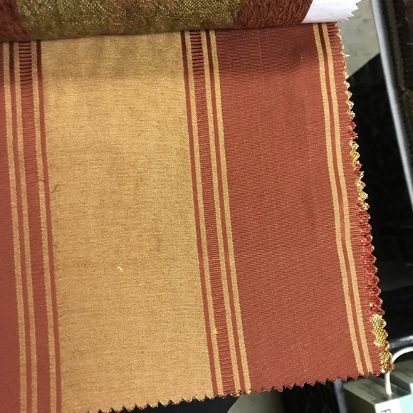 Robert Allen Upholstery Fabric Sample Book Color library “POMEGRANITE” 51 pieces - Picture 5 of 11